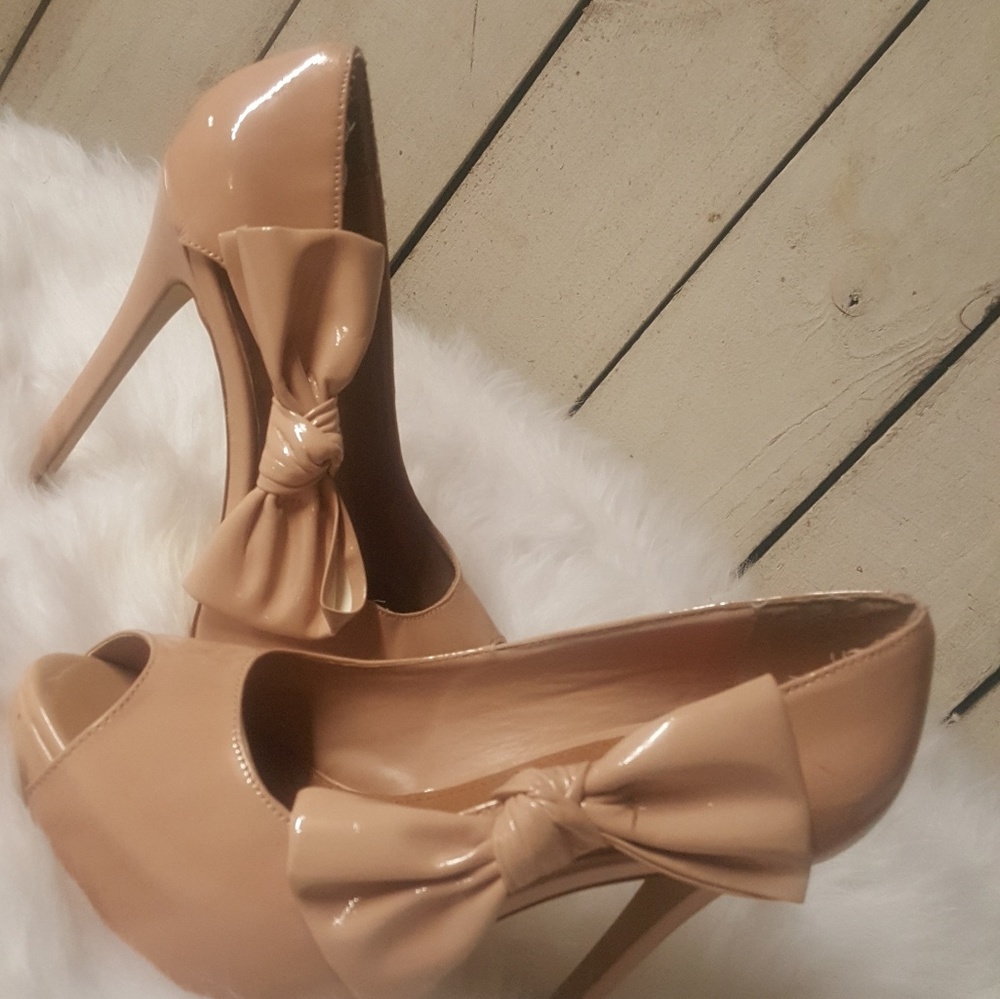 NEW STEVE MADDEN SHOES